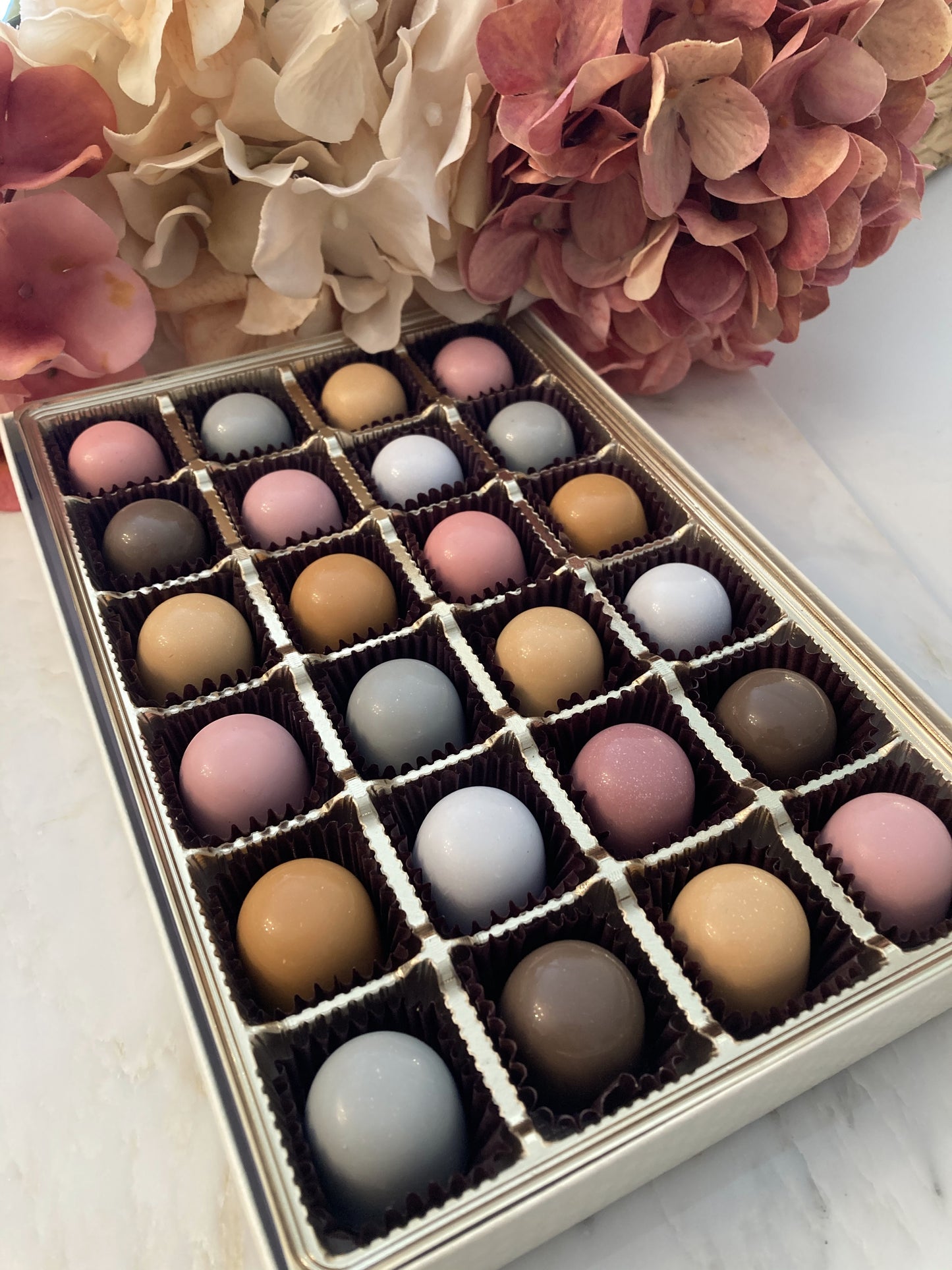 Assorted 24 Piece Bon Bon Box